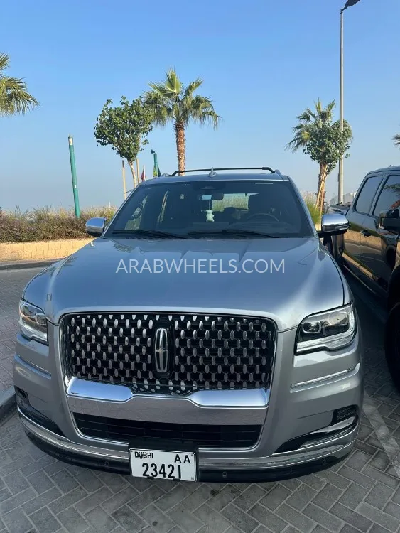 Lincoln Navigator 2023 for Sale in Dubai Image-1