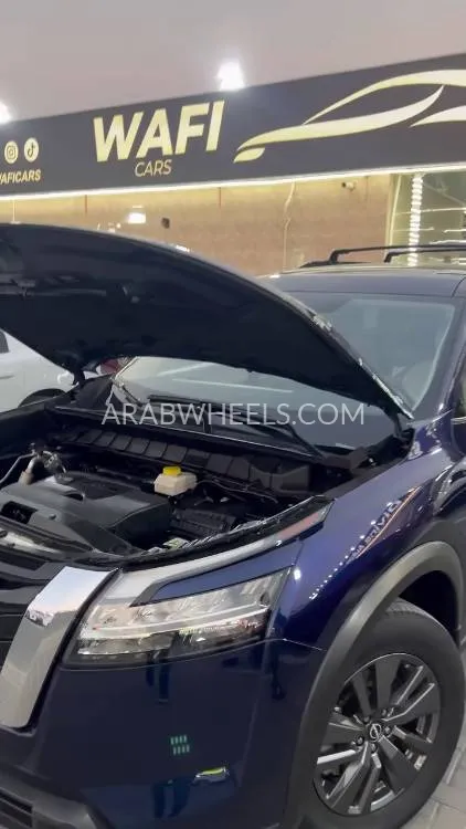 Nissan Pathfinder 2022 for Sale in Ajman Image-5