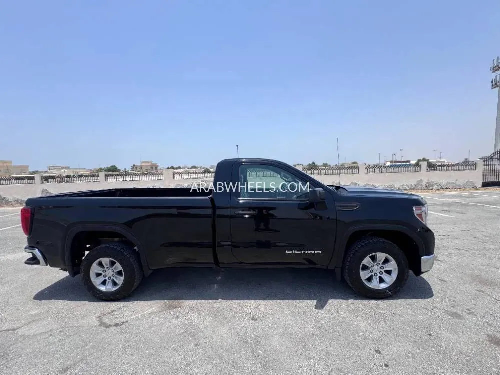 GMC Sierra 2019 for Sale in Dubai Image-2