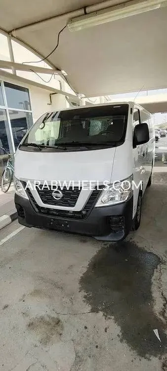 نيسان أورفان 2022 for Sale in الشارقة Image-2