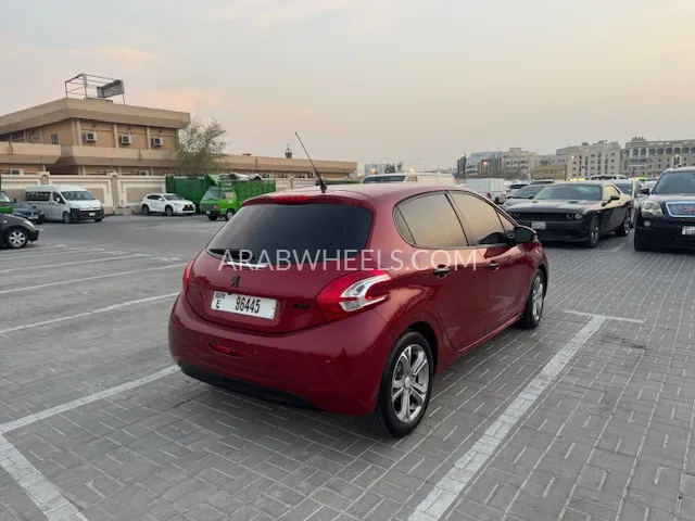 بيجو 208 2013 for Sale in دبي Image-5