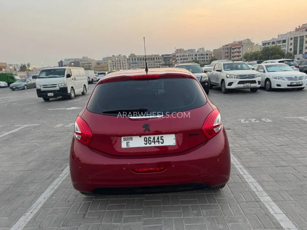 بيجو 208 2013 for Sale in دبي Image-16