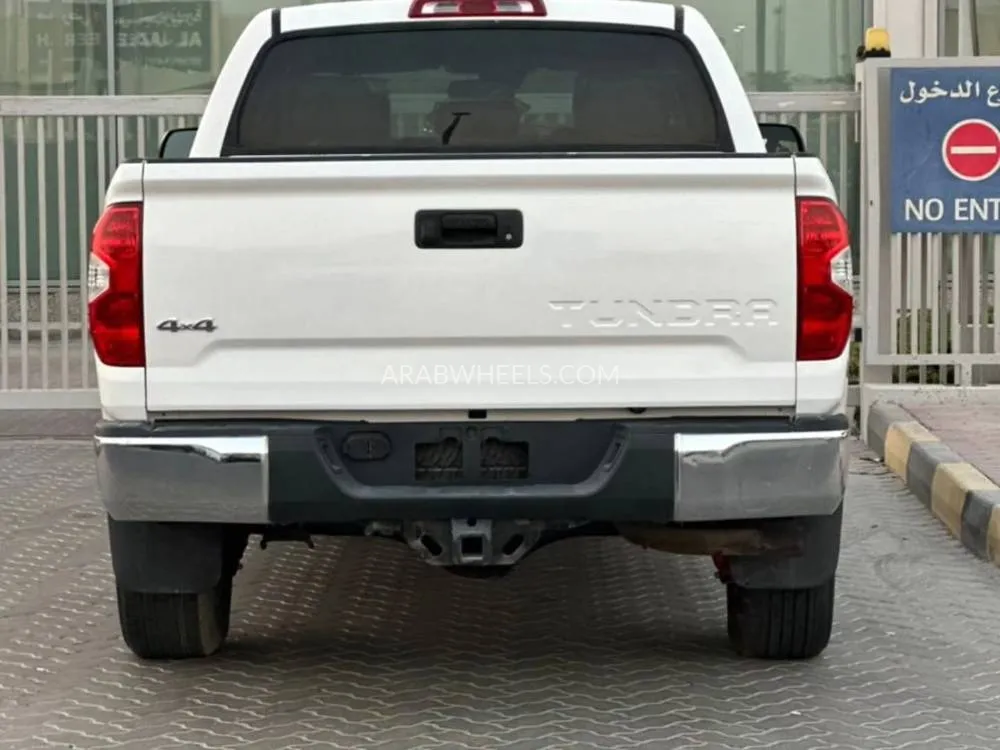 Toyota Tundra 2021 for Sale in Sharjah Image-6