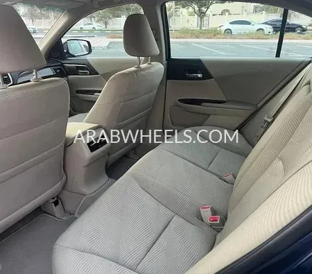 Honda Accord 2017 for Sale in Dubai Image-14