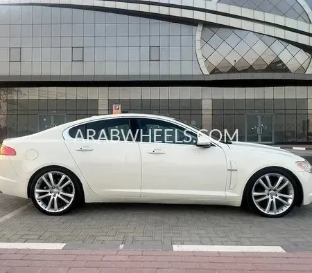 Jaguar XF 2010 for Sale in Dubai Image-5