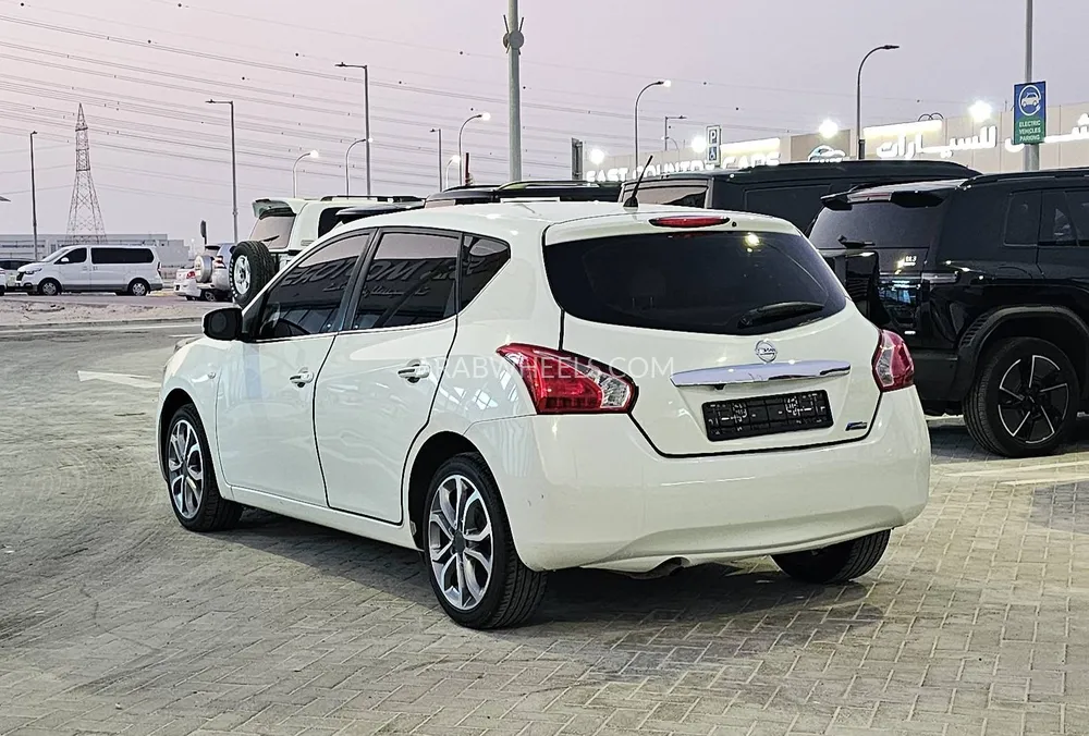 نيسان تييدا 2015 for Sale in أبو ظبي Image-5