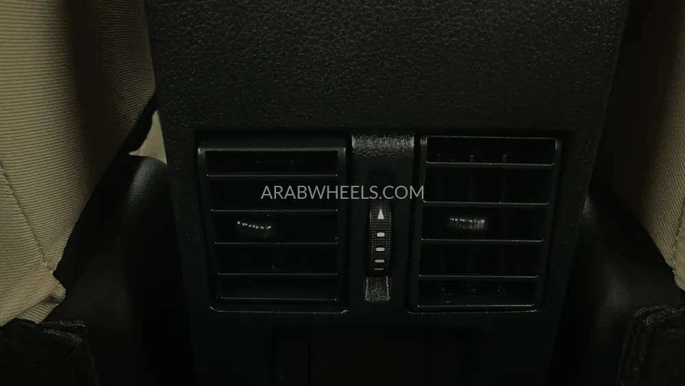 Toyota Yaris 2023 for Sale in Dubai Image-21