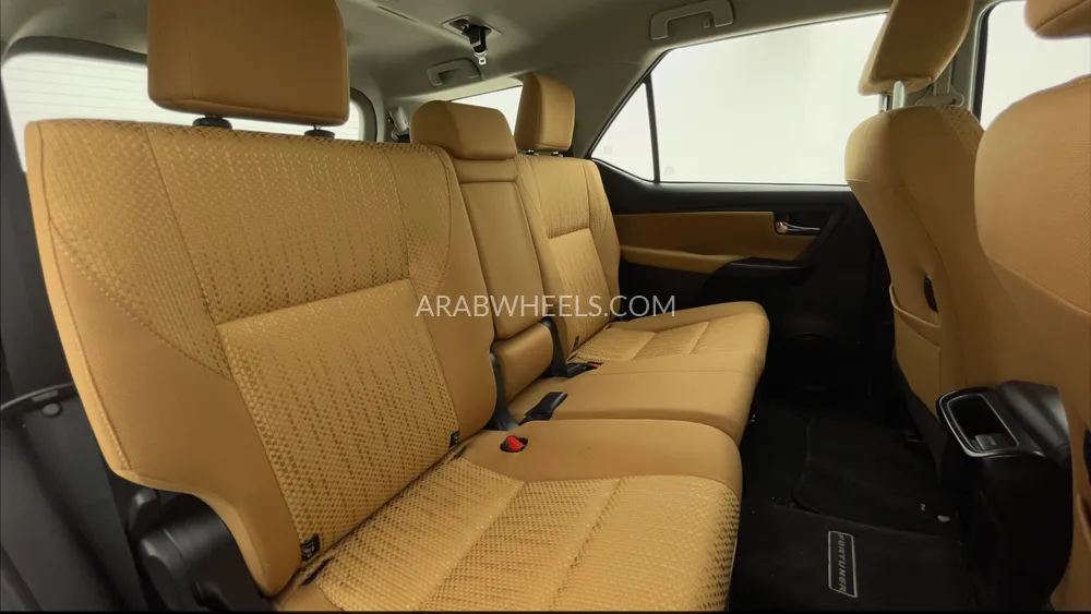 Toyota Fortuner 2024 for Sale in Dubai Image-25