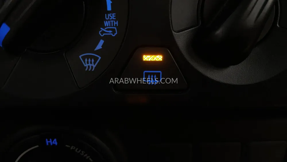 Toyota Fortuner 2024 for Sale in Dubai Image-40