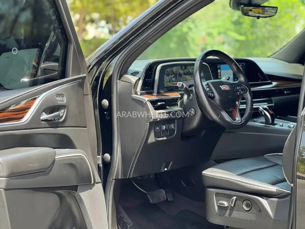 Cadillac Escalade 2022 for Sale in Dubai Image-6