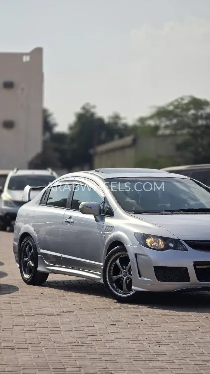 Honda Civic 2006 for Sale in Sharjah Image-9