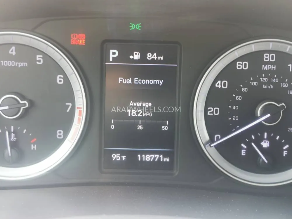 هيونداي سوناتا 2018 for Sale in دبي Image-16
