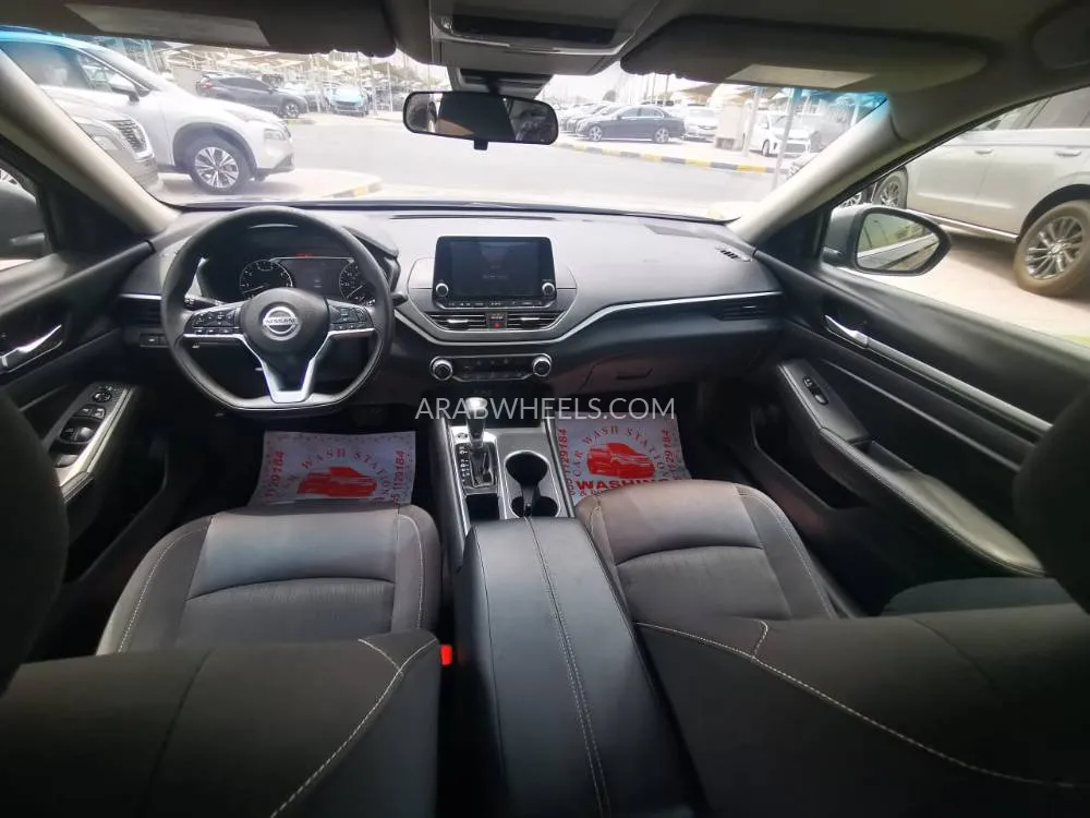 Nissan Altima 2022 for Sale in Dubai Image-14