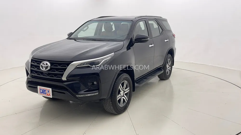 Toyota Fortuner 2025 for Sale in Dubai Image-7