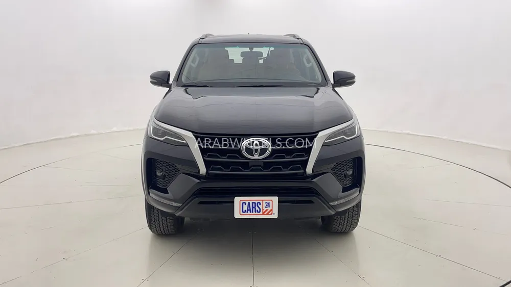 Toyota Fortuner 2025 for Sale in Dubai Image-8