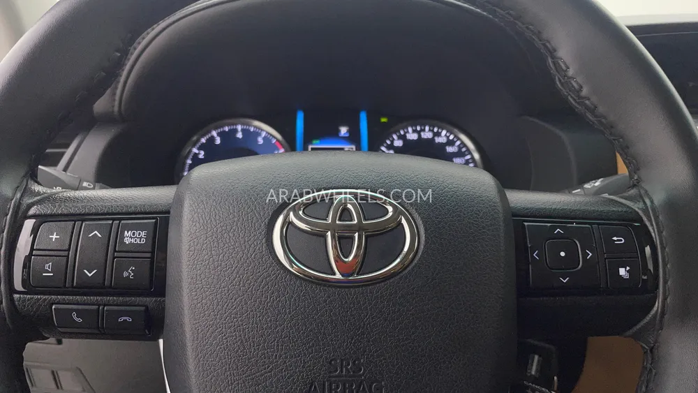 Toyota Fortuner 2025 for Sale in Dubai Image-39