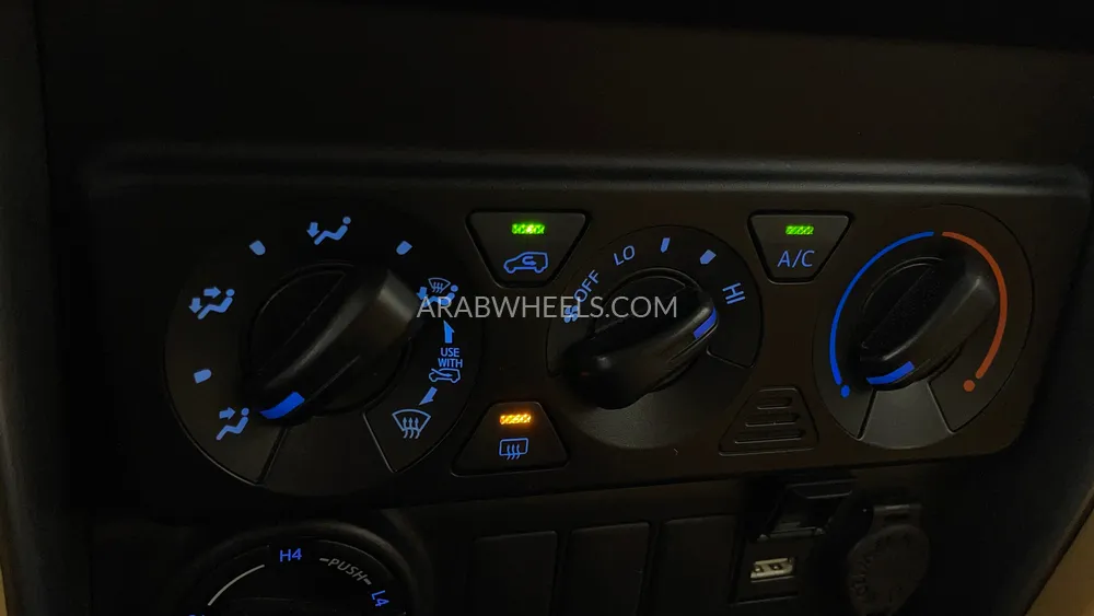 Toyota Fortuner 2024 for Sale in Dubai Image-39