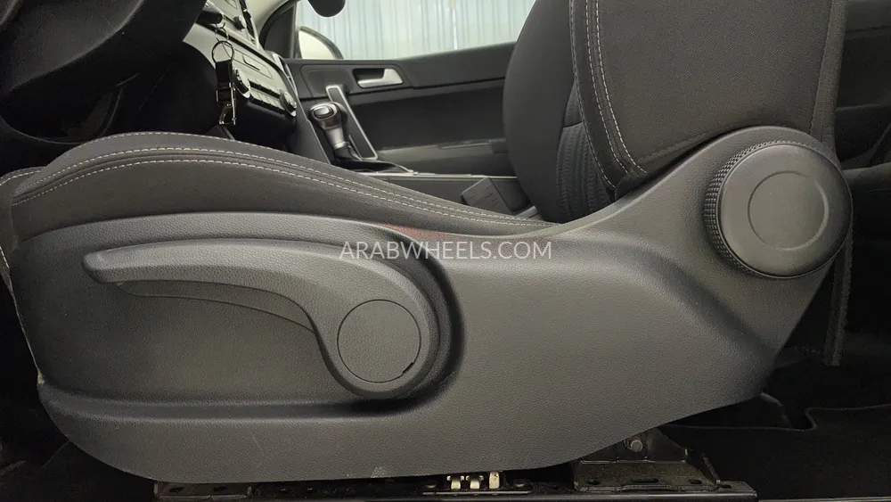 Kia Sportage 2021 for Sale in Dubai Image-19