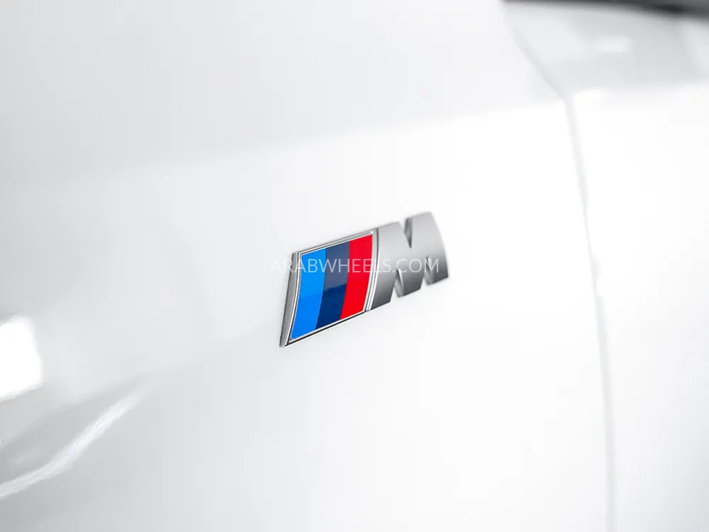 BMW 5 series 2025 for Sale in Dubai Image-16