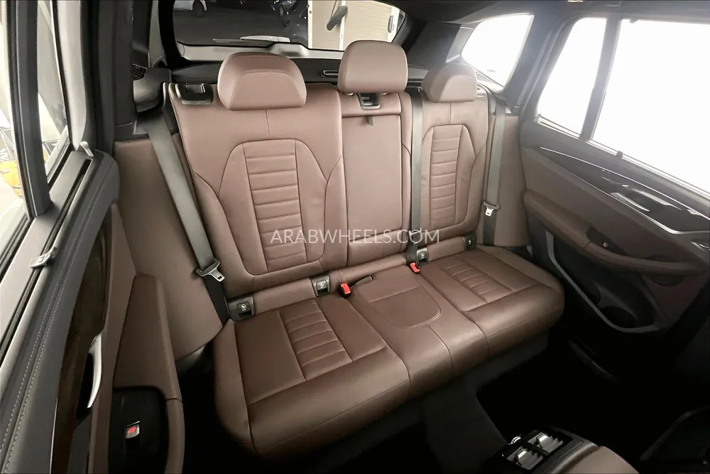 BMW X3 2024 for Sale in Dubai Image-32