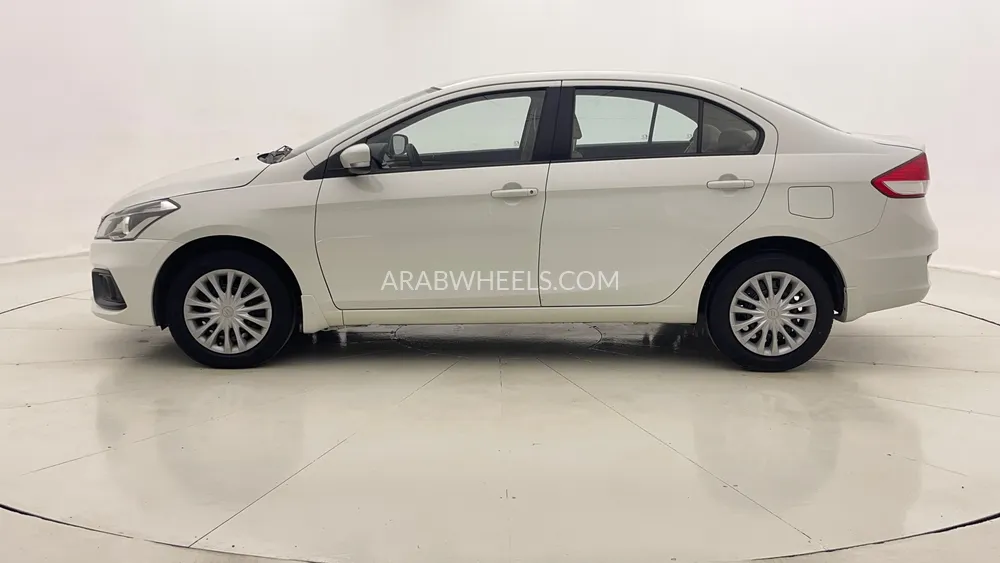 Suzuki Ciaz 2023 for Sale in Dubai Image-6
