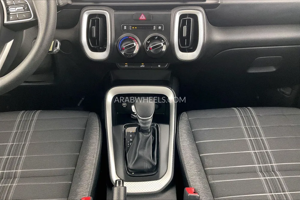 Kia Sonet 2024 for Sale in Sharjah Image-23