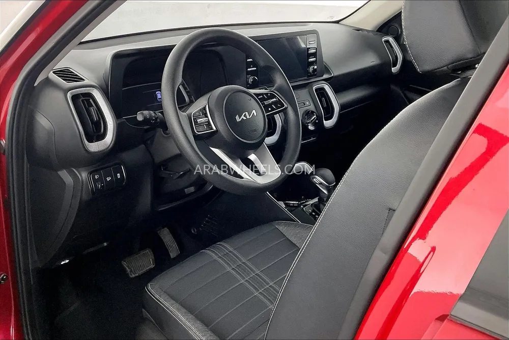 Kia Sonet 2024 for Sale in Sharjah Image-26