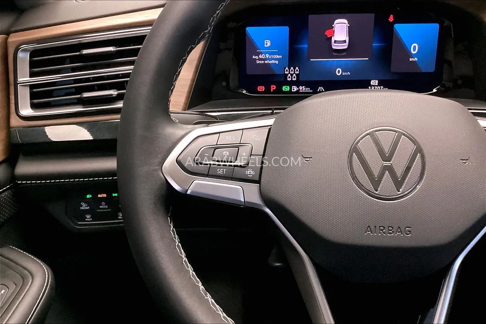 Volkswagen Teramont 2024 for Sale in Sharjah Image-25
