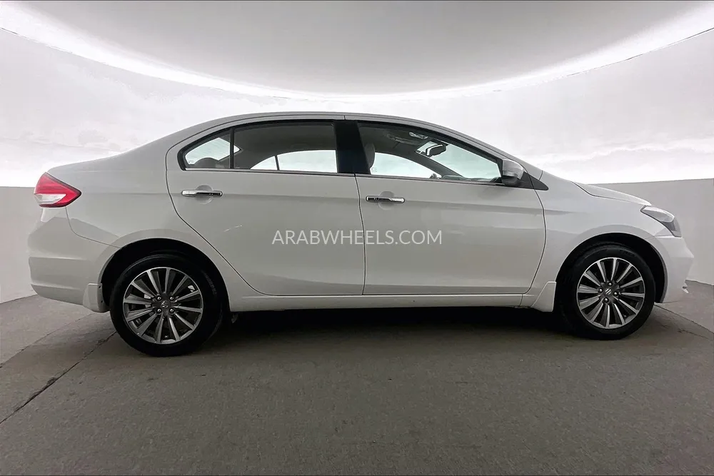 Suzuki Ciaz 2023 for Sale in Dubai Image-8