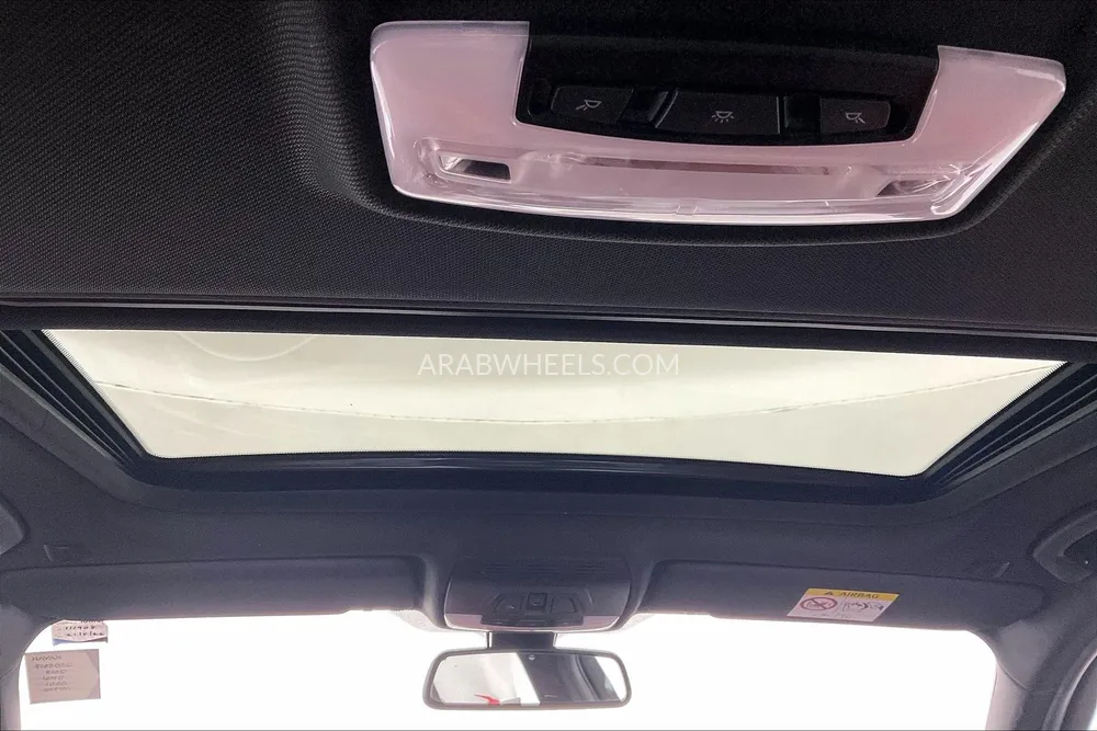 BMW 3 series 2018 for Sale in Sharjah Image-20