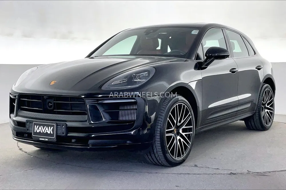 Porsche Macan 2024 for Sale in Sharjah Image-1