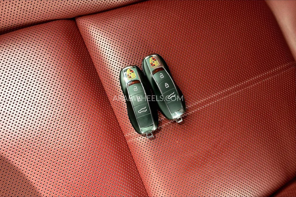 بورشه ماكان 2024 for Sale in الشارقة Image-18