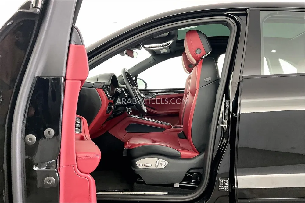 بورشه ماكان 2024 for Sale in الشارقة Image-25