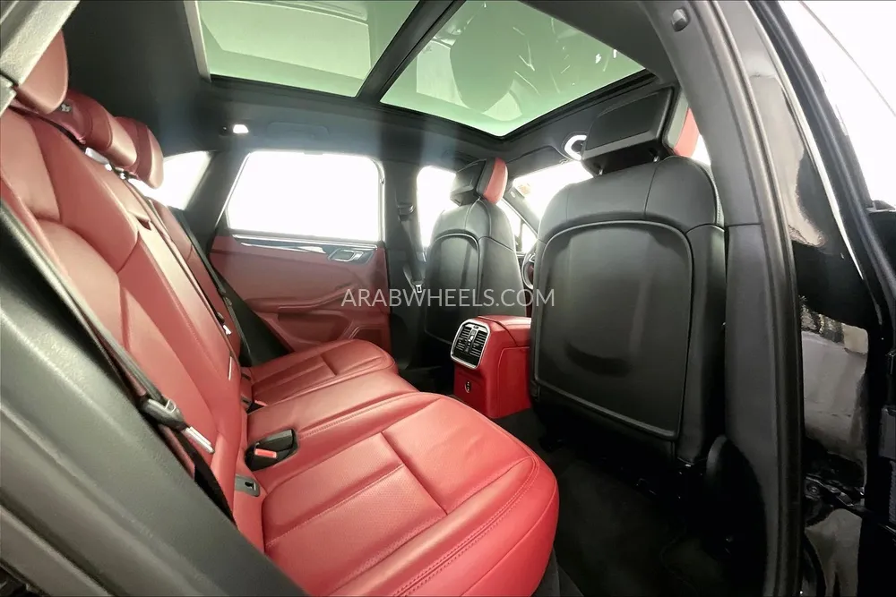 بورشه ماكان 2024 for Sale in الشارقة Image-28