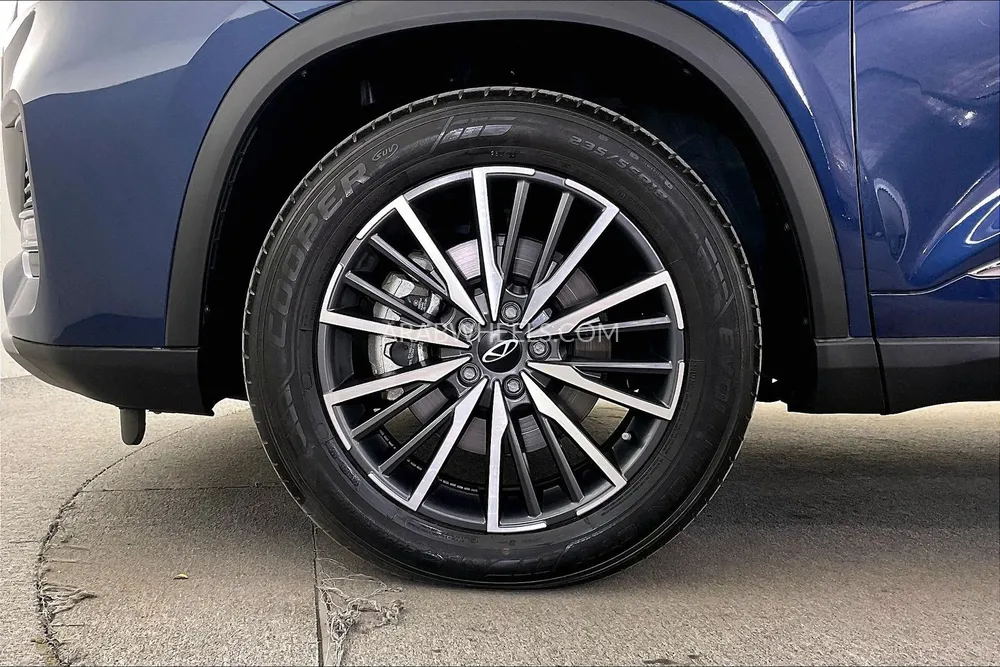 Chery Tiggo 8 Pro Max 2024 for Sale in Dubai Image-9