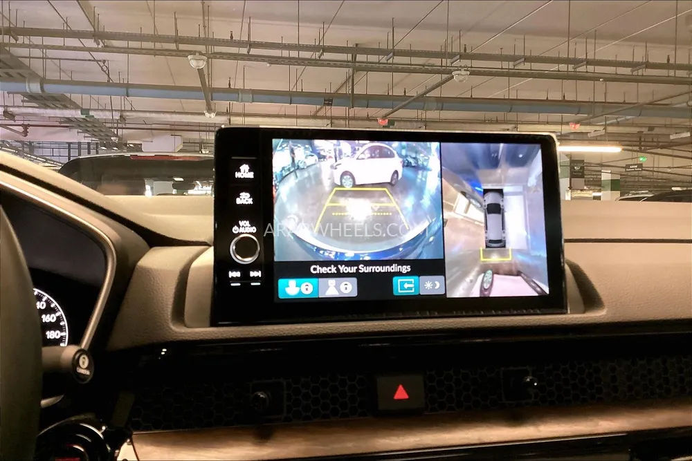 هوندا سي آر-في 2024 for Sale in الشارقة Image-17