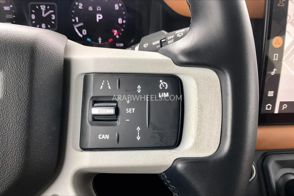 Land Rover Defender 2023 for Sale in Sharjah Image-21