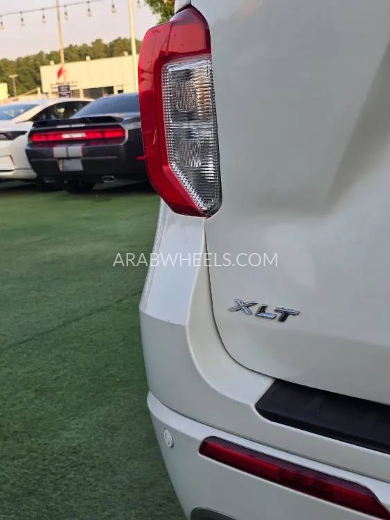 Ford Explorer 2021 for Sale in Sharjah Image-16