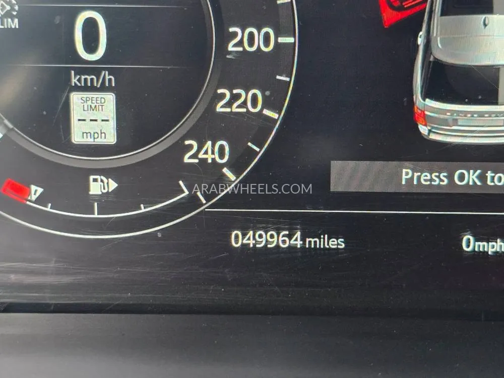 Land Rover Range Rover 2019 for Sale in Sharjah Image-9