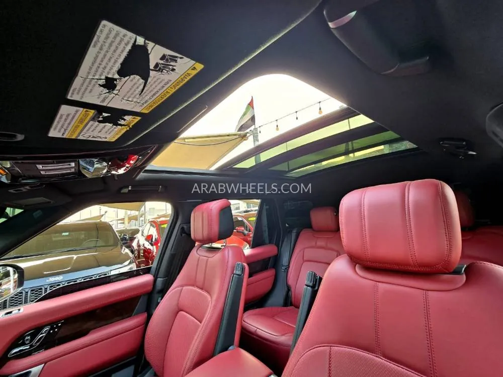 Land Rover Range Rover Evoque 2021 for Sale in Sharjah Image-12