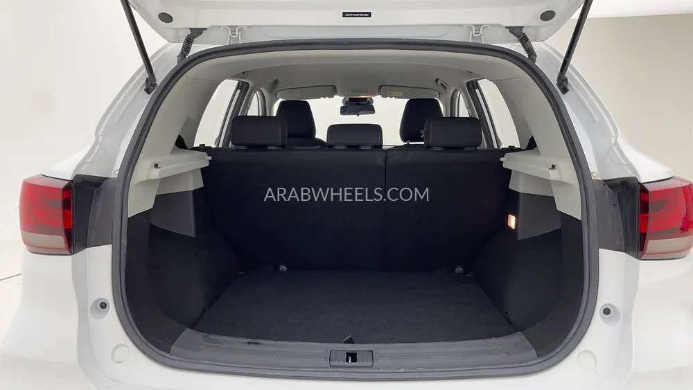 MG ZS 2023 for Sale in Dubai Image-27