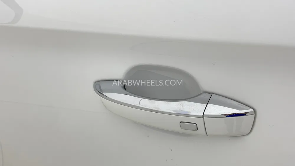 MG ZS 2023 for Sale in Dubai Image-39