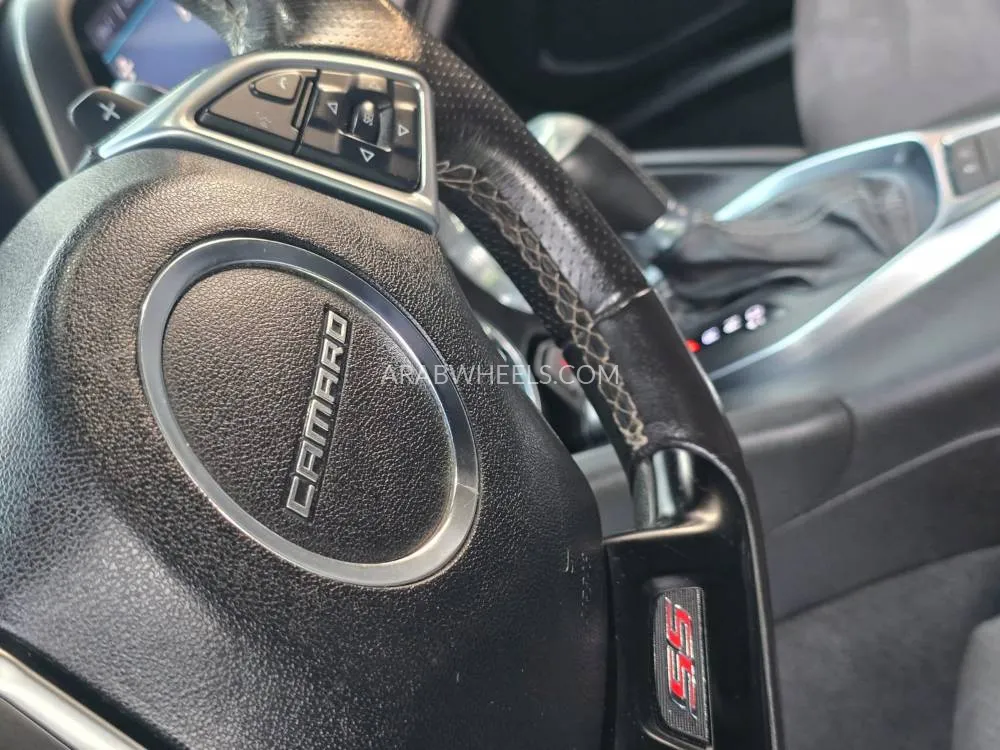 Chevrolet Camaro 2022 for Sale in Sharjah Image-11