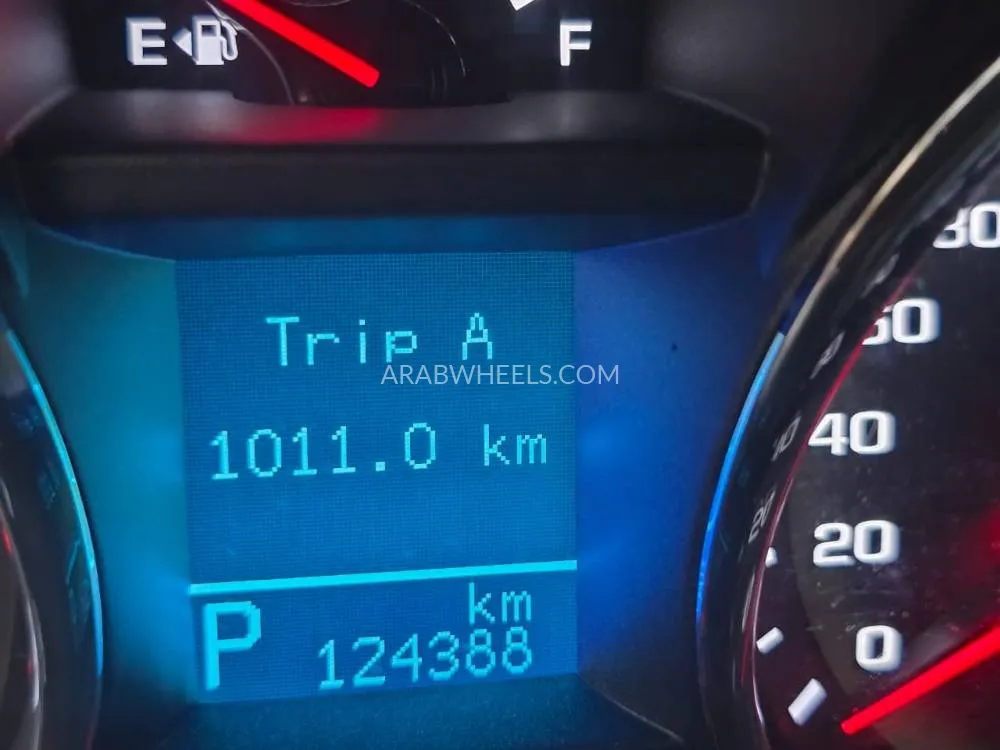 Chevrolet Captiva 2016 for Sale in Sharjah Image-26