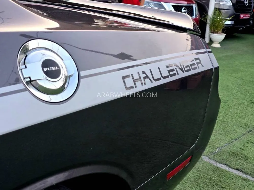 Dodge Challenger 2014 for Sale in Sharjah Image-18