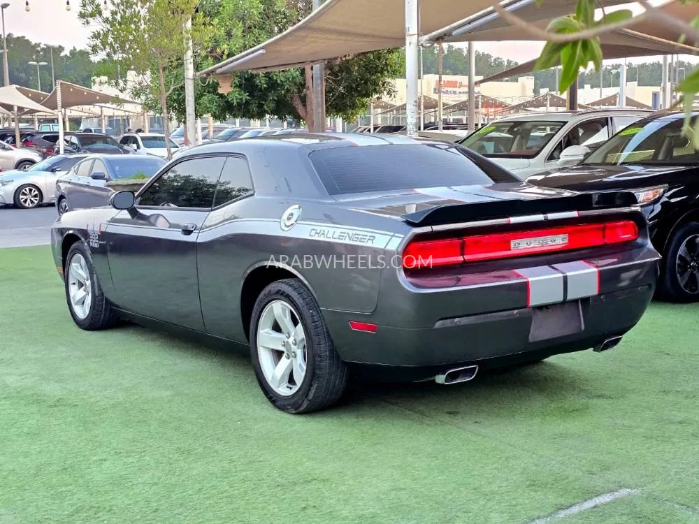 Dodge Challenger 2014 for Sale in Sharjah Image-24