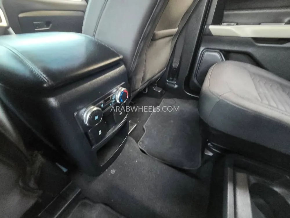 Ford Explorer 2021 for Sale in Sharjah Image-21