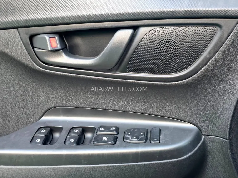 Hyundai Kona 2023 for Sale in Sharjah Image-8