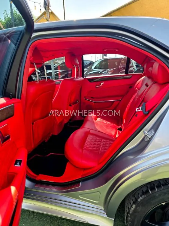 Mercedes Benz E Class 2014 for Sale in Sharjah Image-11