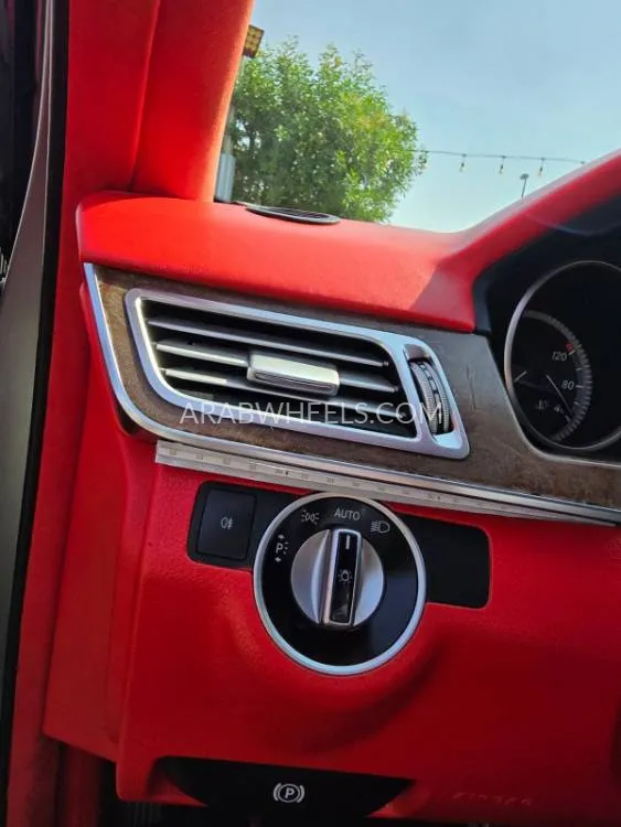 Mercedes Benz E Class 2014 for Sale in Sharjah Image-20